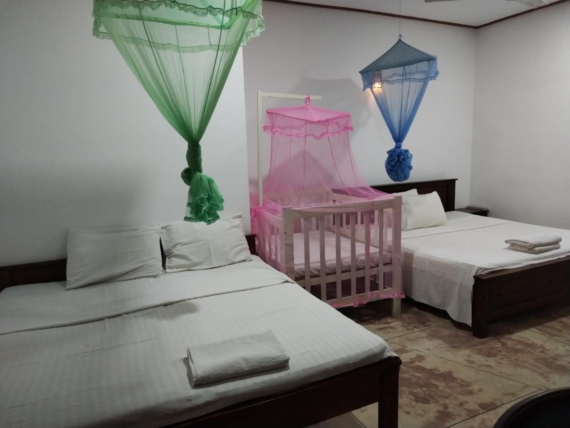 Bed and Breakfast Ocean Gate Negombo Esterno foto