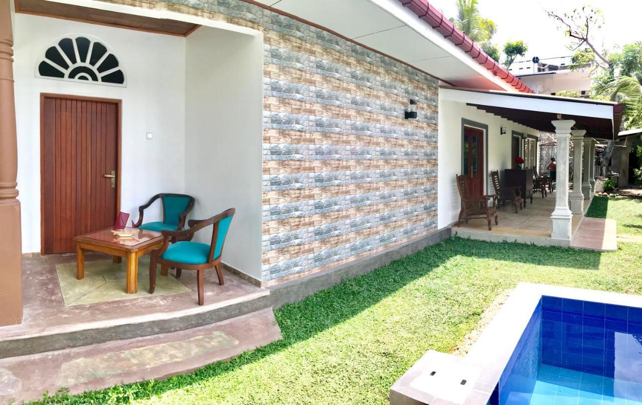 Bed and Breakfast Ocean Gate Negombo Esterno foto