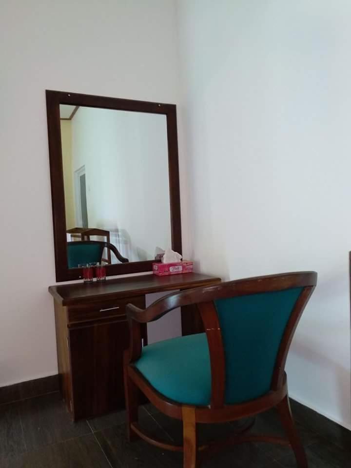 Ocean Gate Negombo Bed and Breakfast Esterno foto